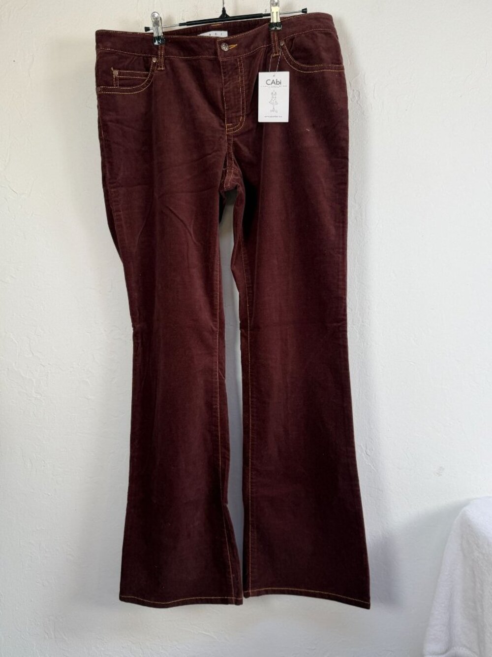 Cabi Womens Garnet Pants Burgundy Maroon Bootcut Flare Jeans Size 12 Stretch New